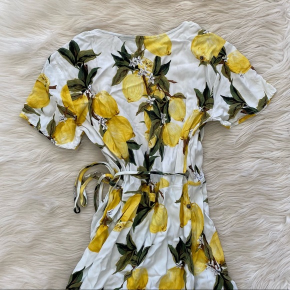 Lulus Lemon Print Short Sleeve True Wrap Dress - Picture 8 of 12